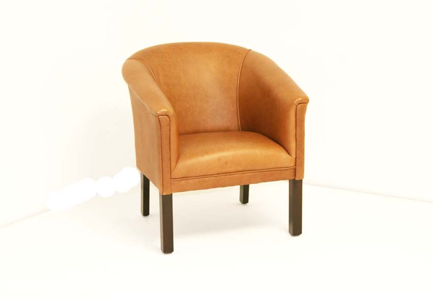 Click to see larger picture of Small Tub chair